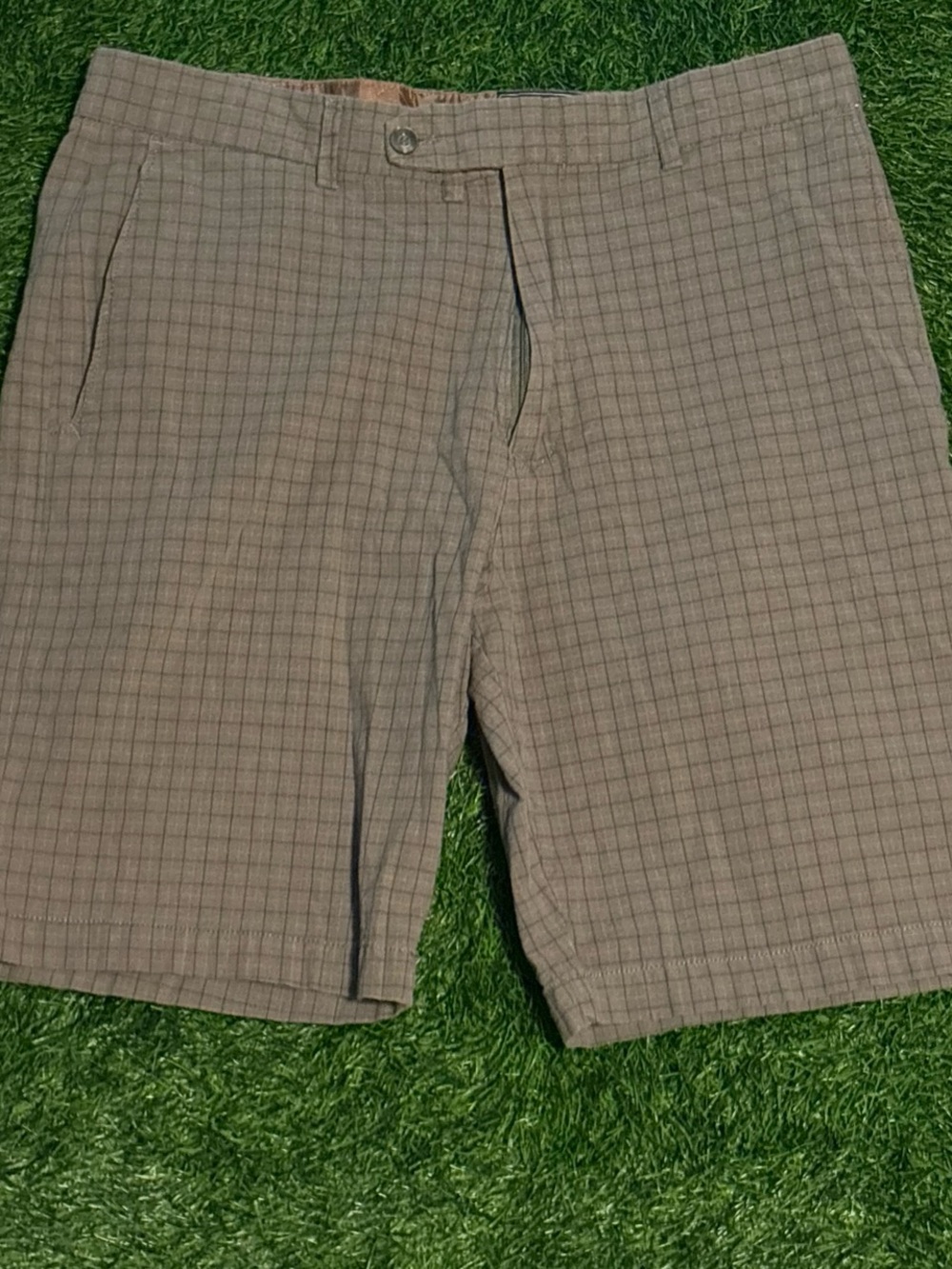 Fox Men's Plaid Casual Shorts - Taupe size 32